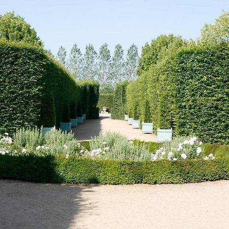 Chateau D'Ainay-Le-Vieil Exterior photo